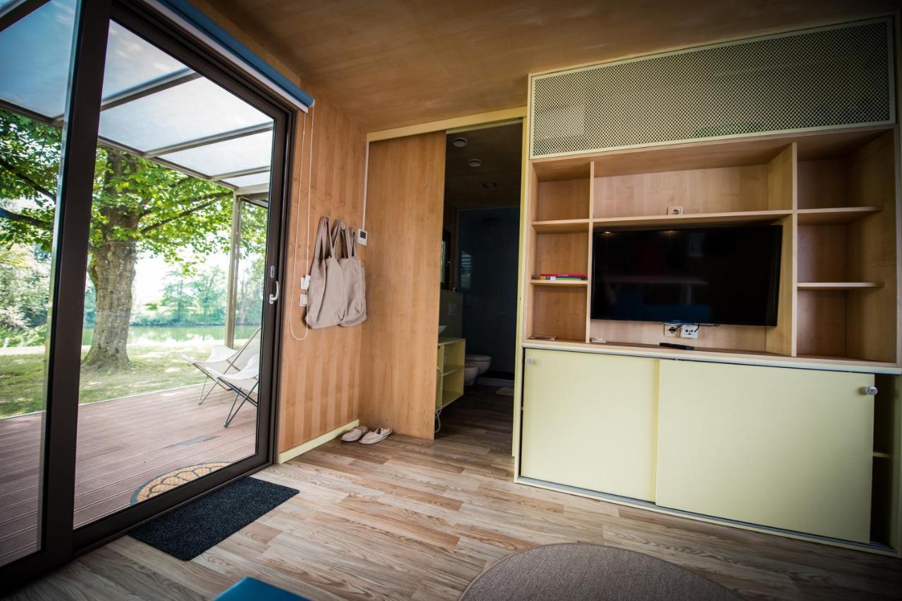 Big Berry Luxury Lifestyle Resort Metlika Zewnętrze zdjęcie